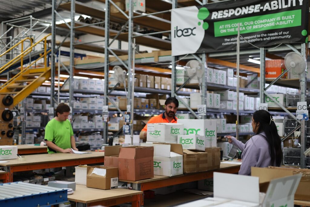 IBEX-Team-In-IBEX-Warehouse